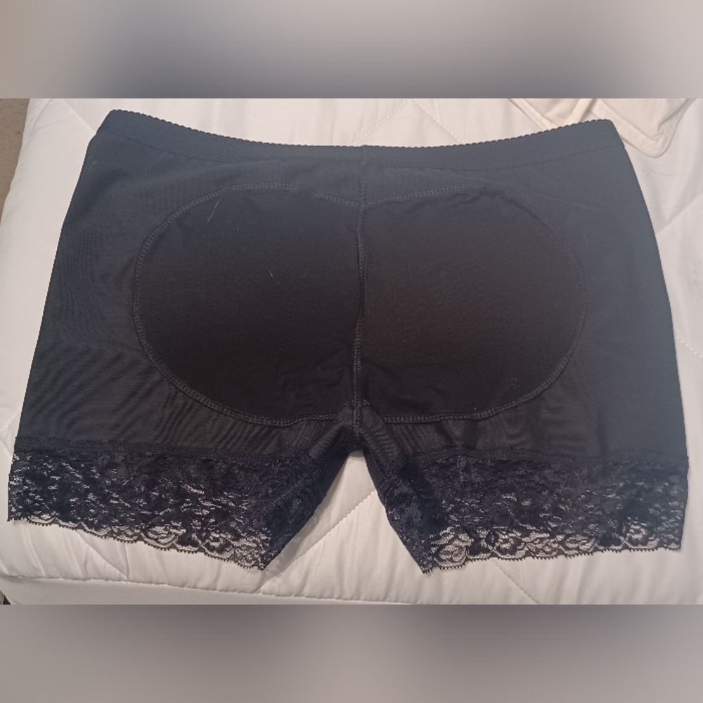 New Womens Shape wear W/ booty padding